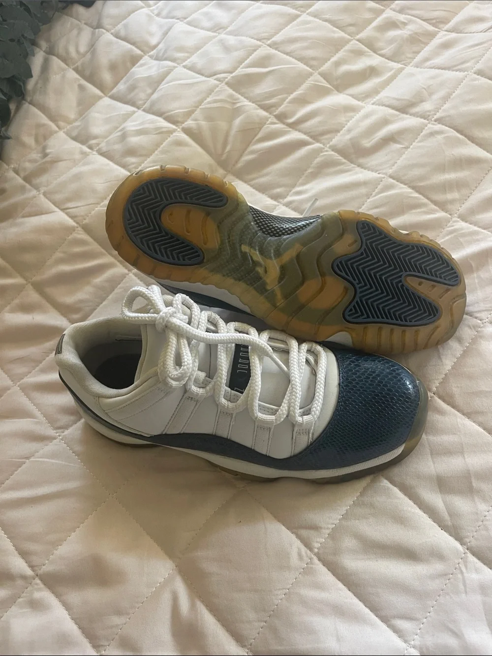 Air Jordan 11 Retro Low Snakeskin Navy/White sneakers- Size 6Y